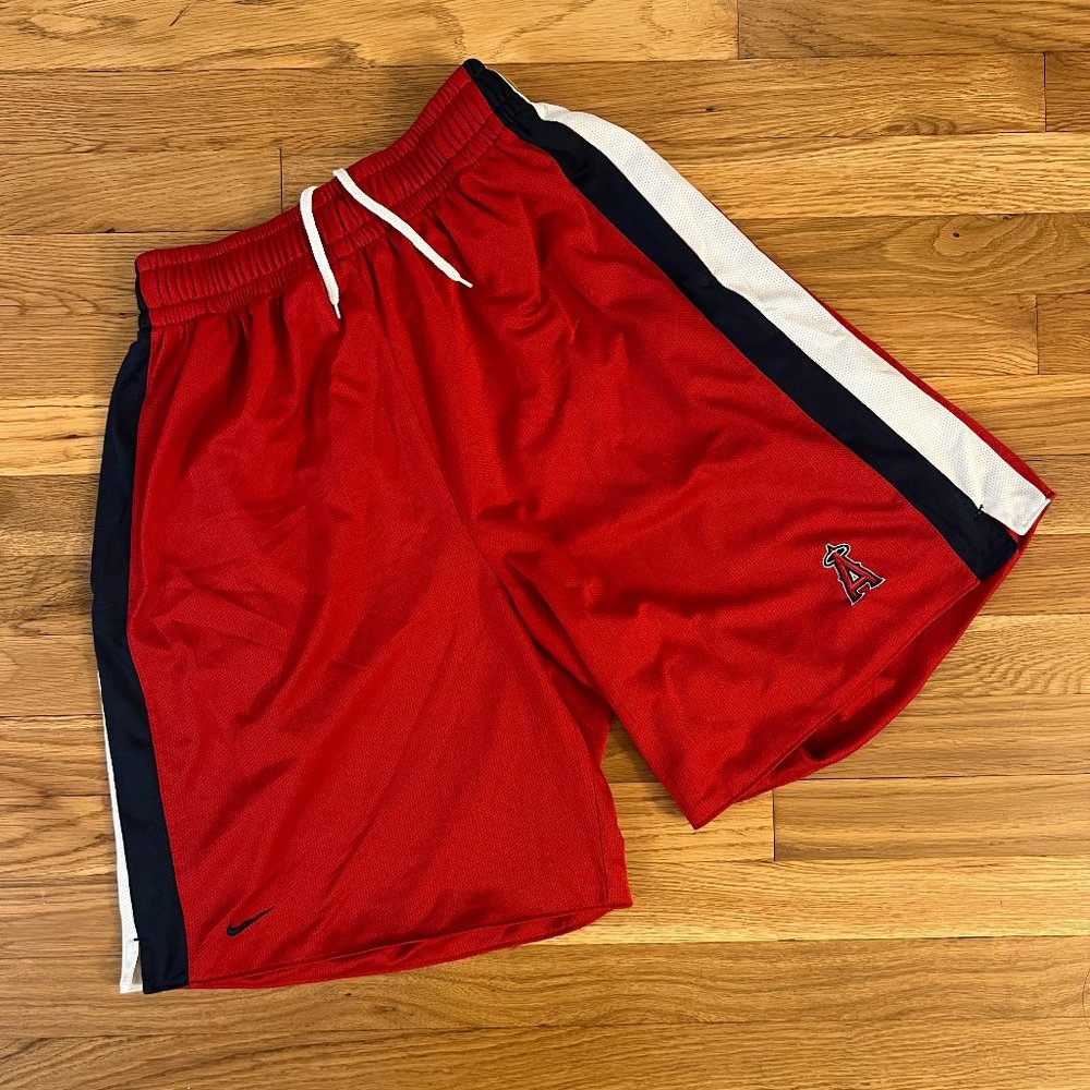Nike Dri-Fit Los Angeles Angels 8” Red Drawstring Athletic Shorts – Men’s Medium